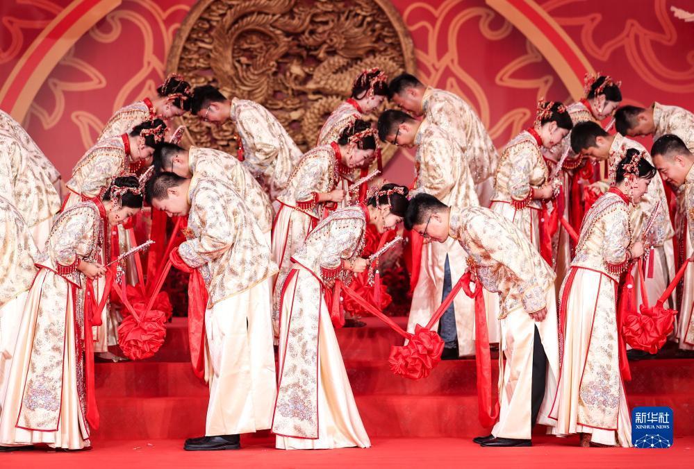 腾龙发布会